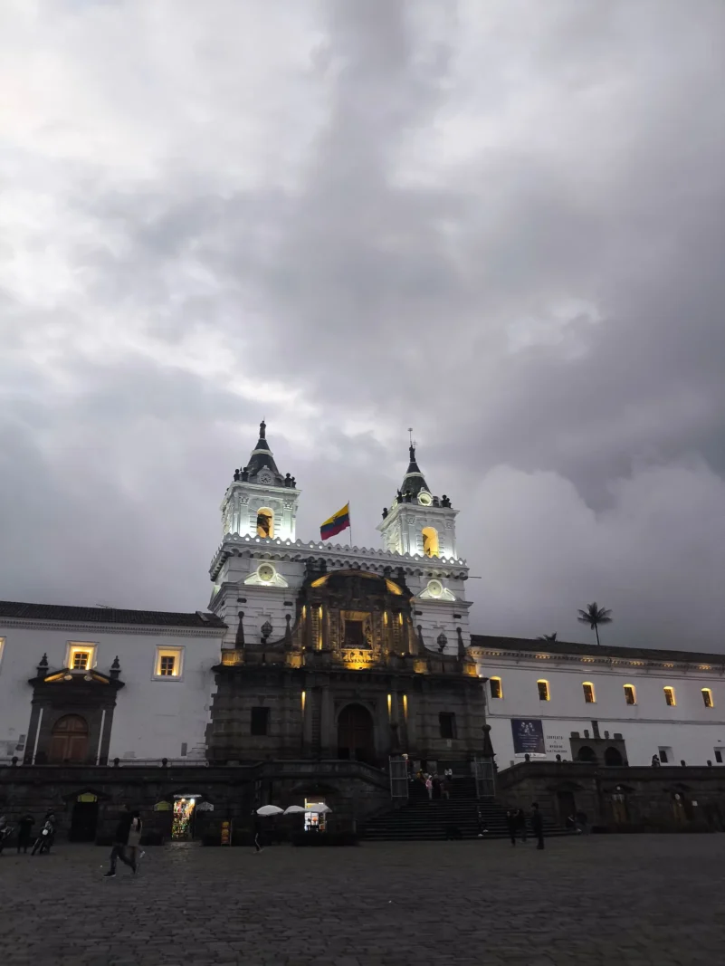 Half Day Walking Tour Quito — Ecosportour, Ecuador